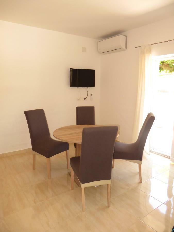 Luka Apartments Biograd Na Moru Extérieur photo