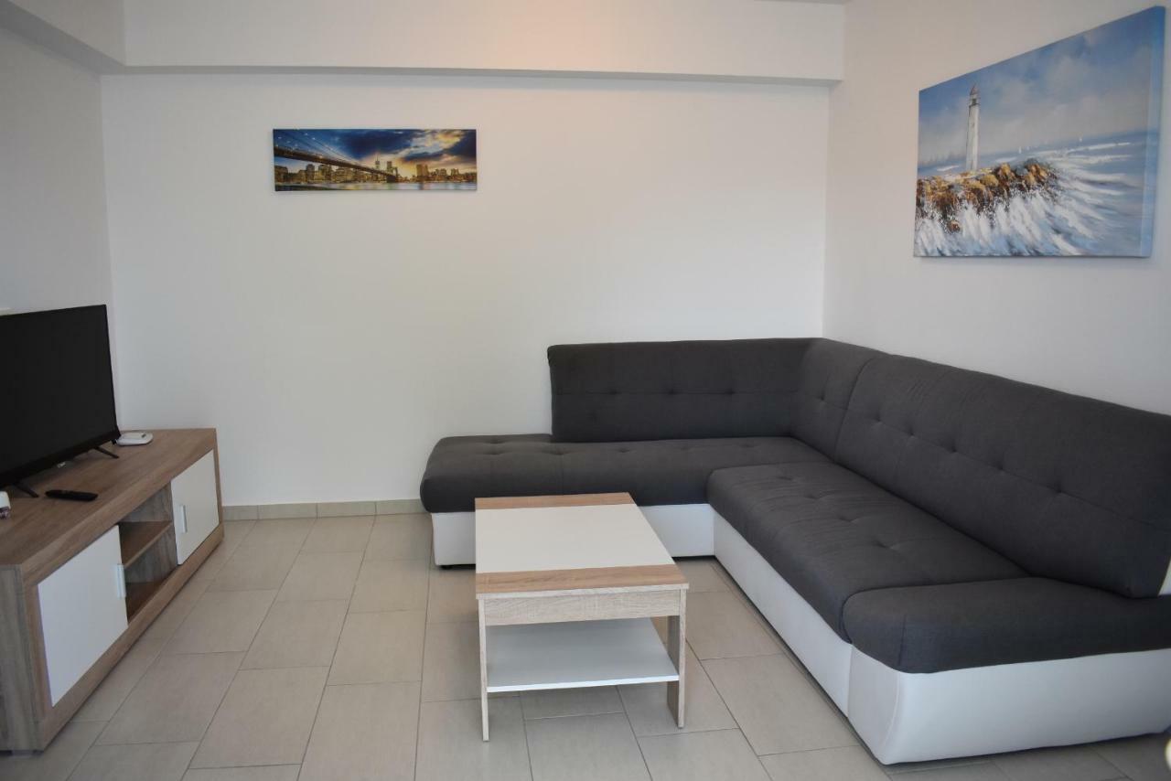 Luka Apartments Biograd Na Moru Extérieur photo